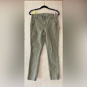 Women’s Carhartt Slim Fit Khaki Regular Pants (Regular Size 6)